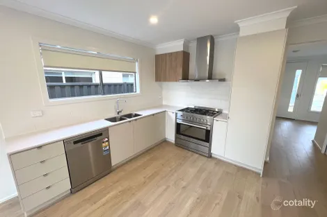 18 Zelkova St, Kalkallo, VIC 3064