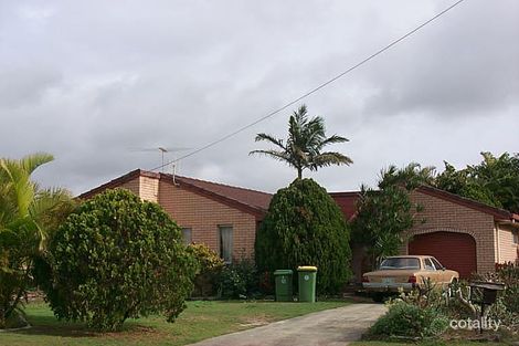 8 Cunningham Ct, Golden Beach, QLD 4551