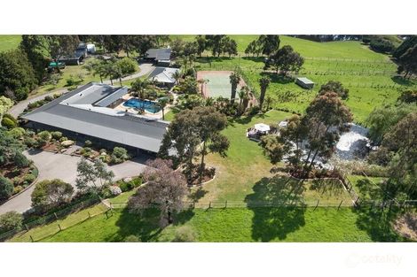 90 Donaldson Rd, Kangaroo Ground, VIC 3097