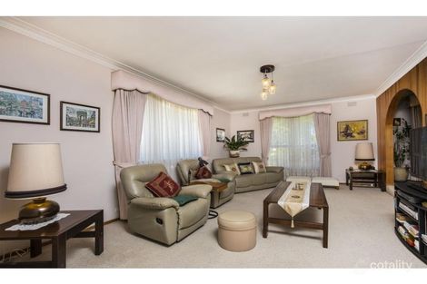 Property photo of 11 Thompson Street Avondale Heights VIC 3034