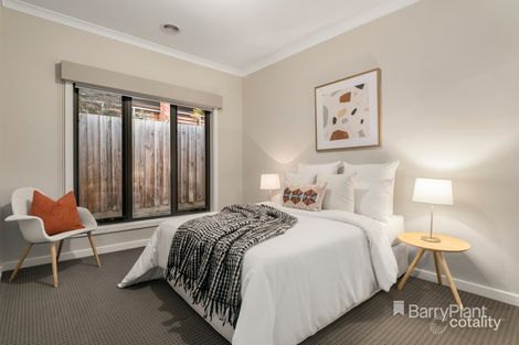 Property photo of 18 Silverley Road Croydon VIC 3136