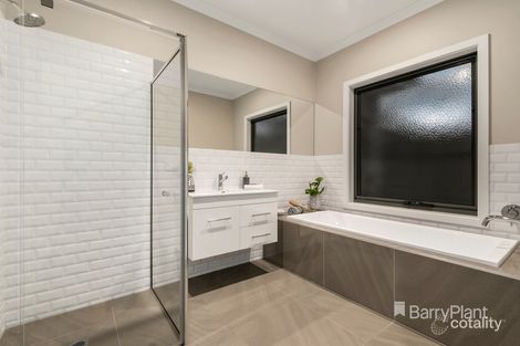 Property photo of 18 Silverley Road Croydon VIC 3136