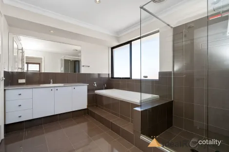 Property photo of 22 Diosma Way Canning Vale WA 6155