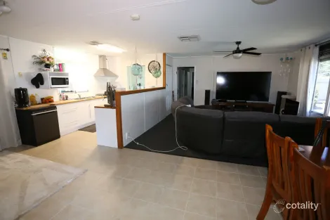 Property photo of 10 Casuarina Road Kambalda West WA 6442