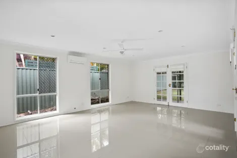 Property photo of 6 Allinga Drive Oak Flats NSW 2529