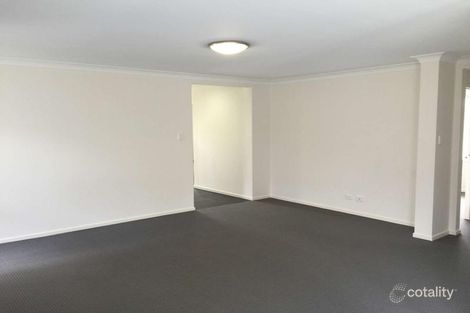 Property photo of 16 Oakvale Avenue Holmview QLD 4207
