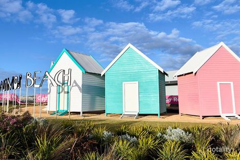 1131 Painted Pkwy, Alkimos, WA 6038