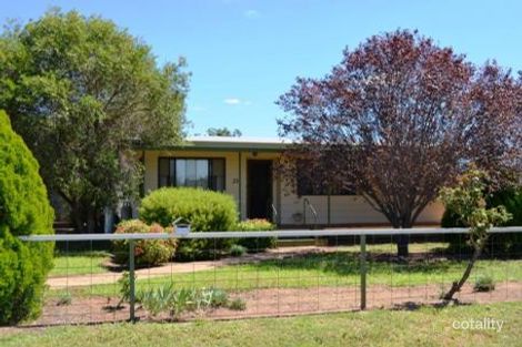 25 Farnell St, Mendooran, NSW 2842