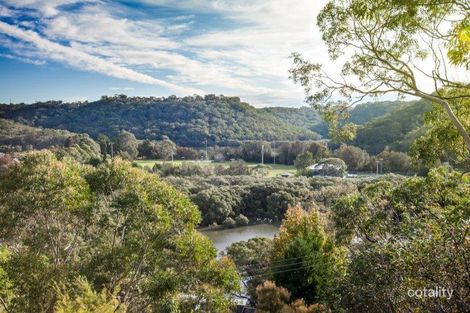 Property photo of 128 Upper Washington Drive Bonnet Bay NSW 2226