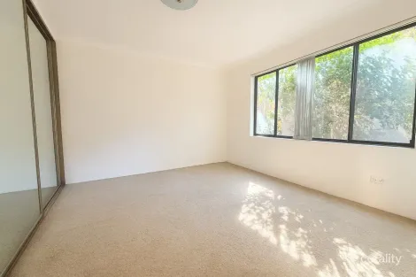 Property photo of 11/28-32 Treves Street Merrylands NSW 2160