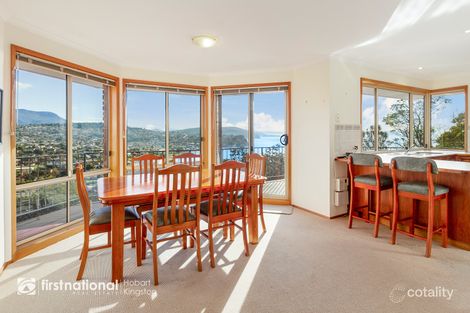 Property photo of 29 Tahune Crescent Blackmans Bay TAS 7052