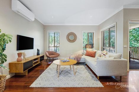 Property photo of 2/285 Blackburn Road Doncaster East VIC 3109