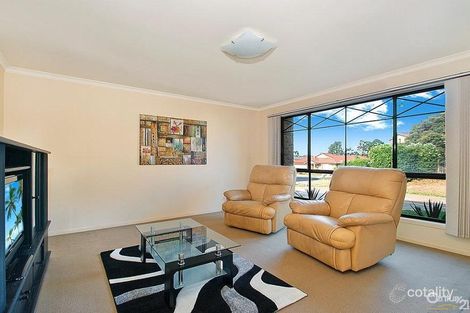 Property photo of 2 Mazari Grove Stanhope Gardens NSW 2768