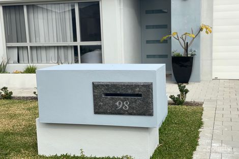 98 Vincent Rd, Sinagra, WA 6065