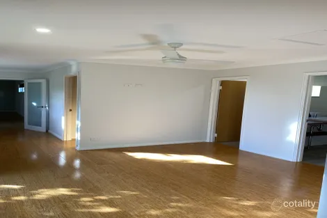 Property photo of 50 Redcliffe Concourse White Peak WA 6532