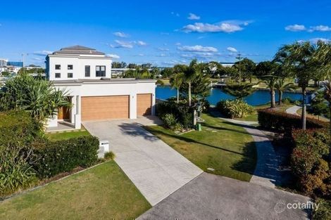 Property photo of 1080 Edgecliff Drive Hope Island QLD 4212