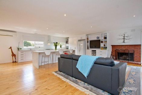 Property photo of 36 Roborough Avenue Mount Eliza VIC 3930