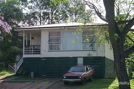 14 Rutherford St, Stafford Heights, QLD 4053