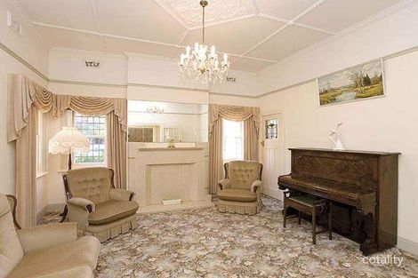Property photo of 41 Ardmillan Road Moonee Ponds VIC 3039