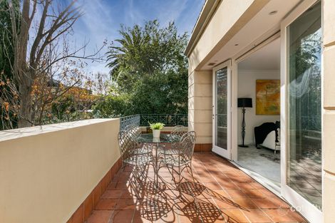 Property photo of 2/34 Tivoli Road South Yarra VIC 3141