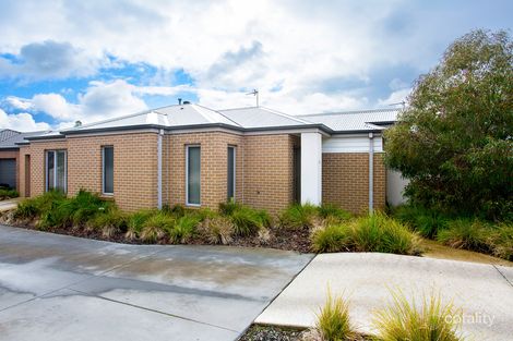 Property photo of 21 Ranlea Place Sebastopol VIC 3356