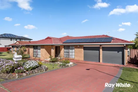 Property photo of 10 Hinkler Place Doonside NSW 2767