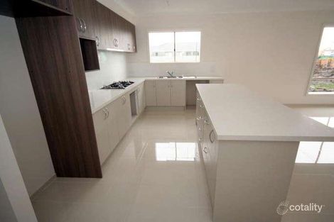Property photo of 60 Bradford Drive Cranbourne East VIC 3977