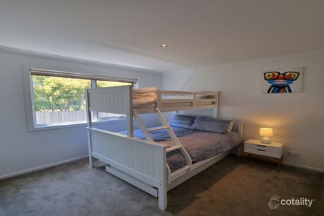 Property photo of 10 Blue Wren Way Inverloch VIC 3996