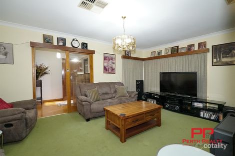 Property photo of 37 Cumberland Way Bassendean WA 6054