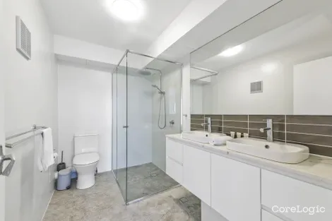 Property photo of 26C/2 Riverview Parade Surfers Paradise QLD 4217