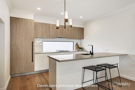 Property photo of 2/2B-C Fairbank Road Bentleigh VIC 3204