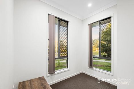 Property photo of 39 Strata Circuit Yarrabilba QLD 4207
