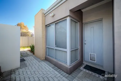 Property photo of 15 Agora Lane Alkimos WA 6038