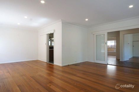 Property photo of 21 Statesman Avenue Burwood East VIC 3151