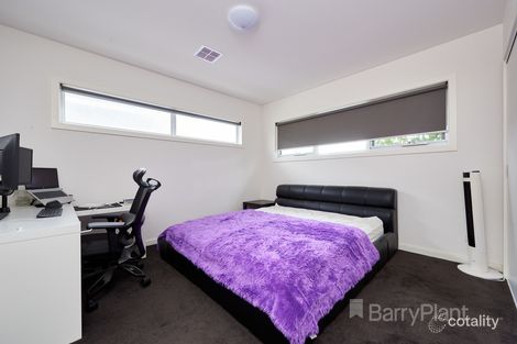 Property photo of 1/35 Nockolds Crescent Noble Park VIC 3174