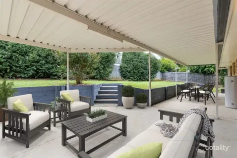 Property photo of 7 Stuart Court Kallangur QLD 4503