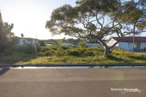 Property photo of 47 Burton Road Castletown WA 6450