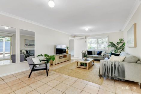 Property photo of 19 Goldeneye Place Forest Lake QLD 4078