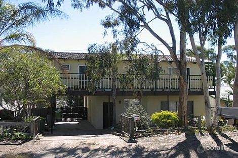 60 Campbell Pde, Mannering Park, NSW 2259