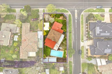 Property photo of 21 Surrey Road Mount Waverley VIC 3149