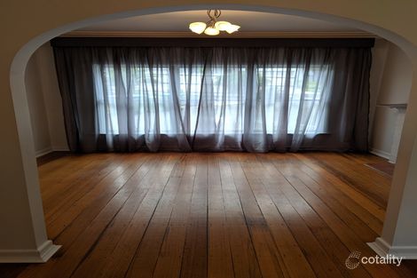 Property photo of 5 Wildwood Grove Ringwood VIC 3134