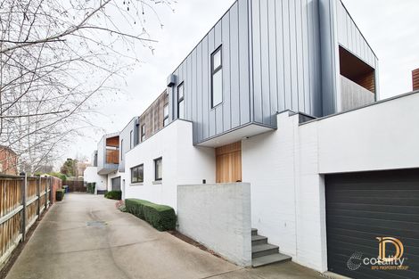 Property photo of 2/318 Cotham Road Kew VIC 3101