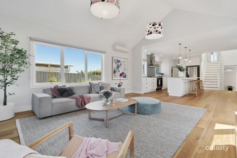 Property photo of 26 Koornalla Crescent Mount Eliza VIC 3930