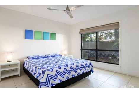 Property photo of 2/7-9 Spectrum Avenue Rainbow Beach QLD 4581