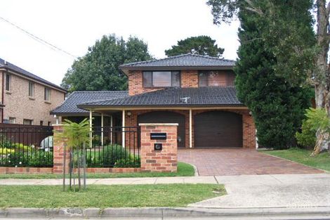 32 Prince St, Picnic Point, NSW 2213