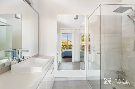 Property photo of 230 View Street Bendigo VIC 3550