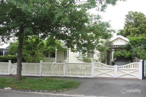 17 Sir Garnet Rd, Surrey Hills, VIC 3127