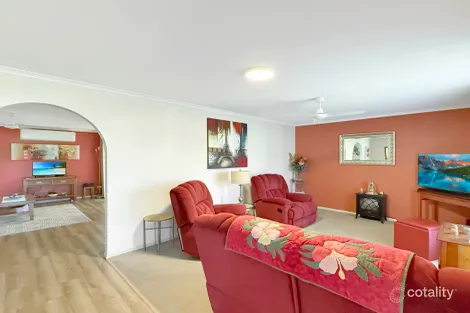 Property photo of 32 Cedar Crescent Kawungan QLD 4655
