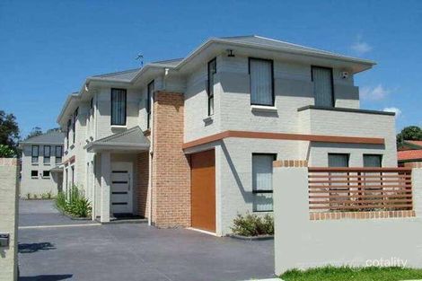 17 Manning Rd, The Entrance, NSW 2261