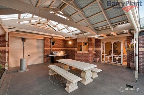 Property photo of 18 Shaftsbury Boulevard Point Cook VIC 3030